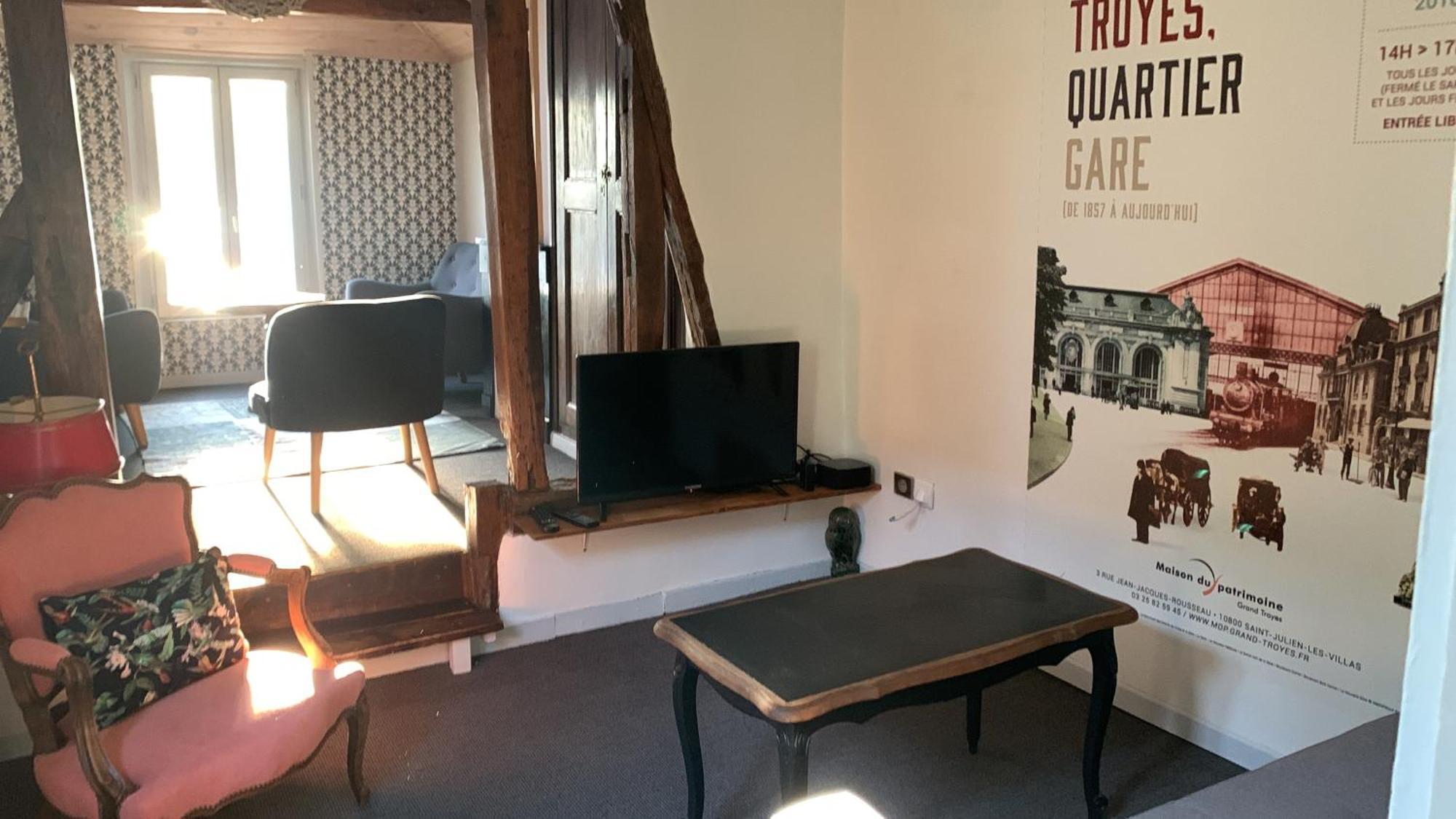 Duplex La Maisonnette 1 Chambre - Parking Gratuit Troyes Luaran gambar